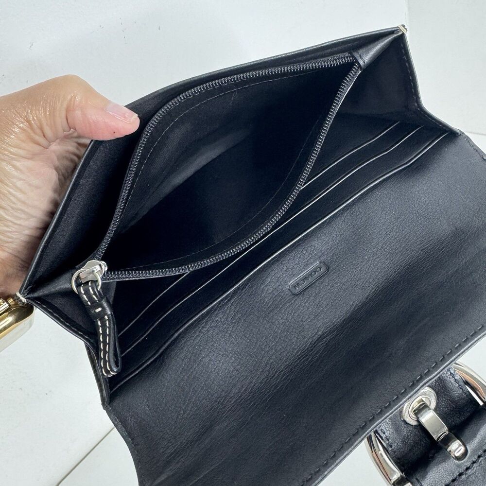 COACH Vintage 90s Soho Black Leather Buckle Wallet Clutch Coin Zipper - Picture 7 of 8